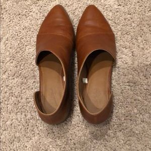 Universal Threads Cut-out Loafers